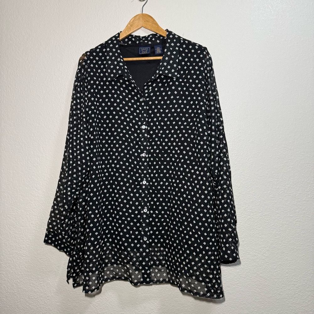 Laura Scott Woman - Black and White Patterned Blouse - Size 26W